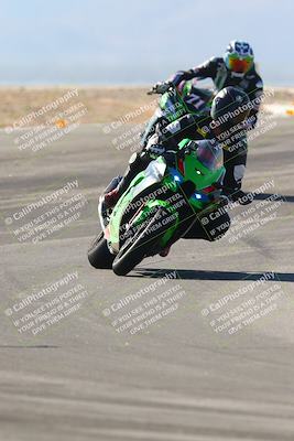 media/Jan-14-2024-SoCal Trackdays (Sun) [[2e55ec21a6]]/Turns 9 and 8 (10am)/